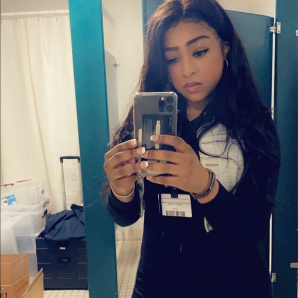 Meet your Posher, Rayshelle - Picture 6 of 9